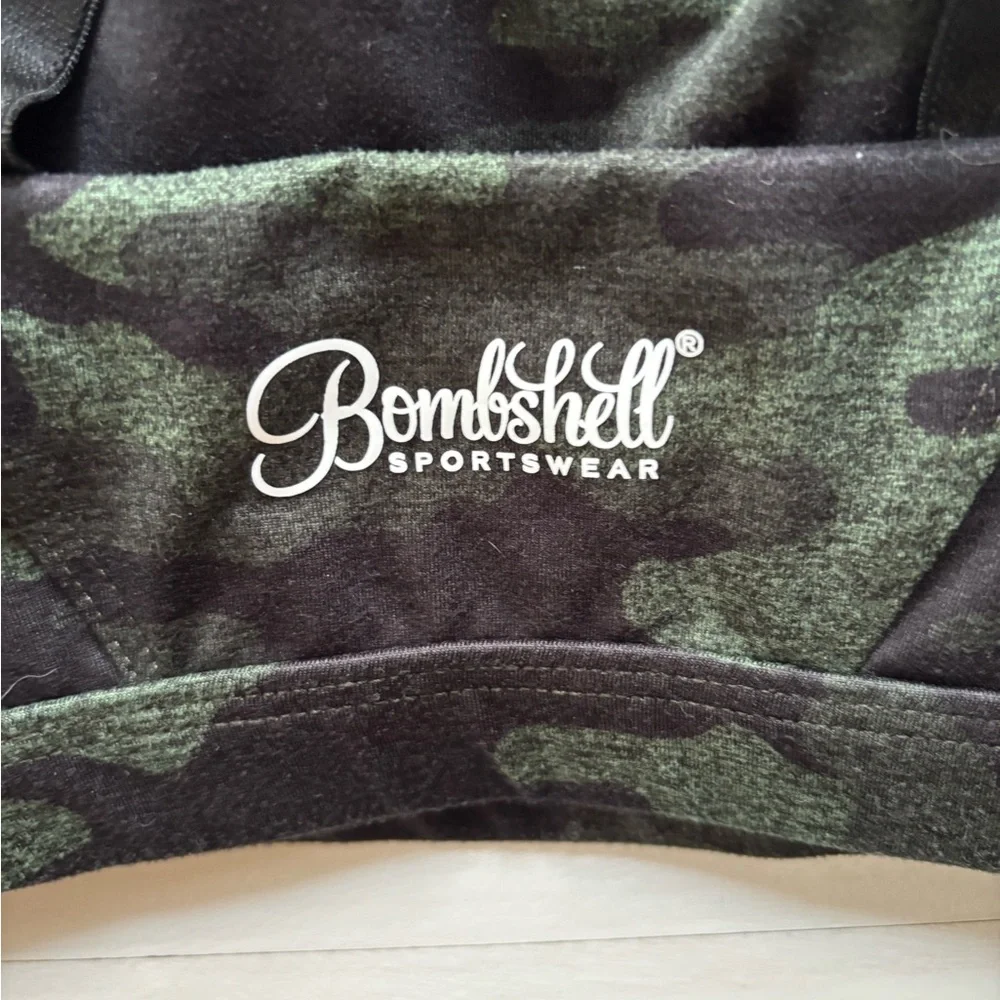 ❌SOLD❌Bombshell Set - Picture 9 of 10